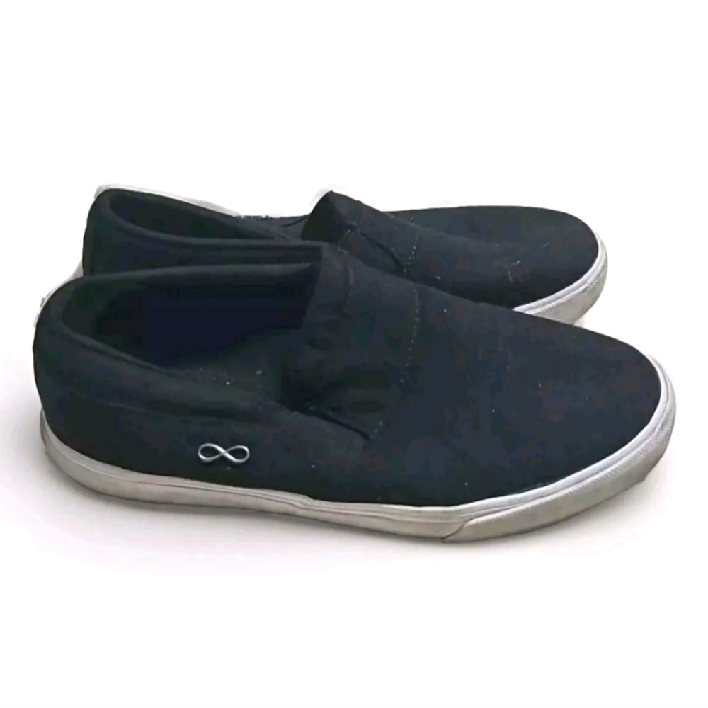 Infinity Slip-on Sneakers Women 7 Black Canvas Slip On Low Top Work Shoes 24L‎